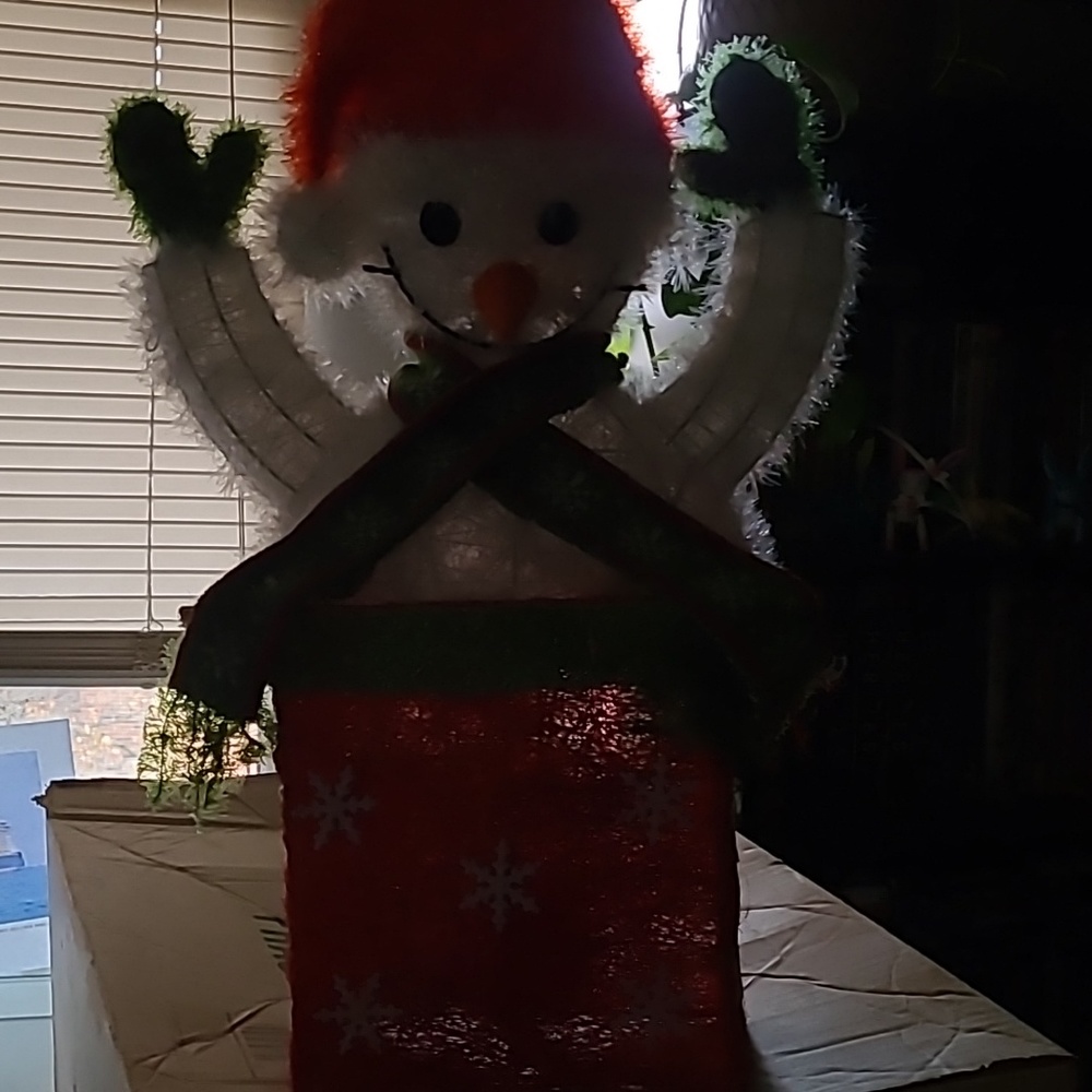 Battery operated snowman
